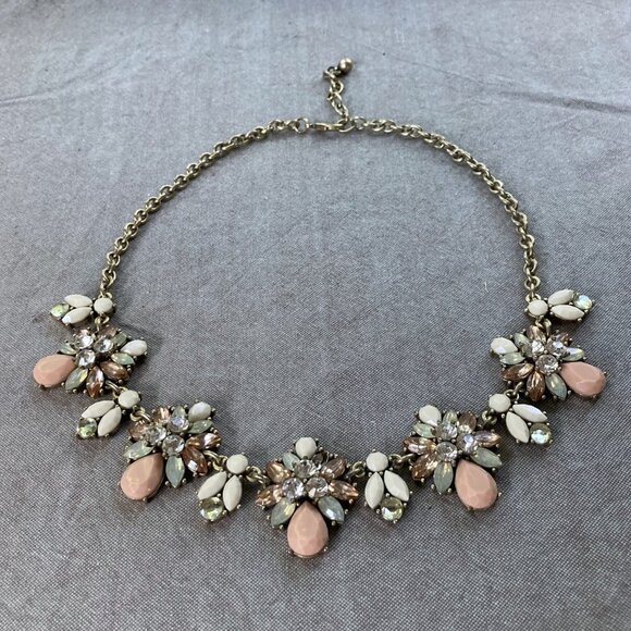 Statement Necklace, Peach Pink Pastel & Rhinestones, Gold Tone, Retro Vibes! - Picture 8 of 10